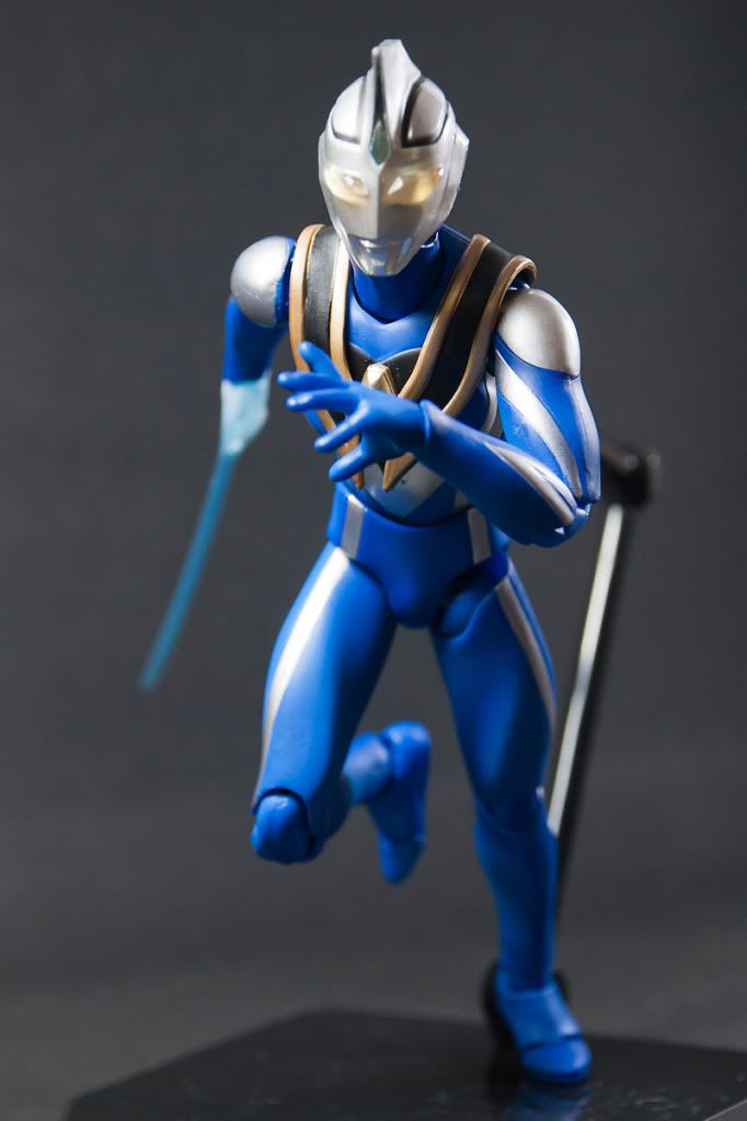 ultraman agul figure